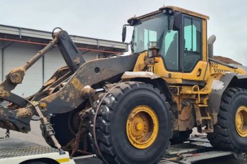 Sprowadzona Serwisowana Nowe Opony Uszkodzona Instalacja Elek. Zadbana