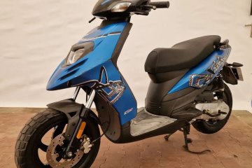 2017 R tph TYphoon Aprilia SR 49cm Aerox Kisbee yamaha MGmoto WLKP