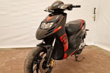 2018 R TYphoon Aprilia 49cm Aerox Kisbee yamaha MGmoto WLKP
